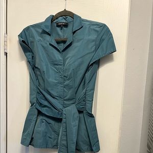 Lafayette blue zip up top
